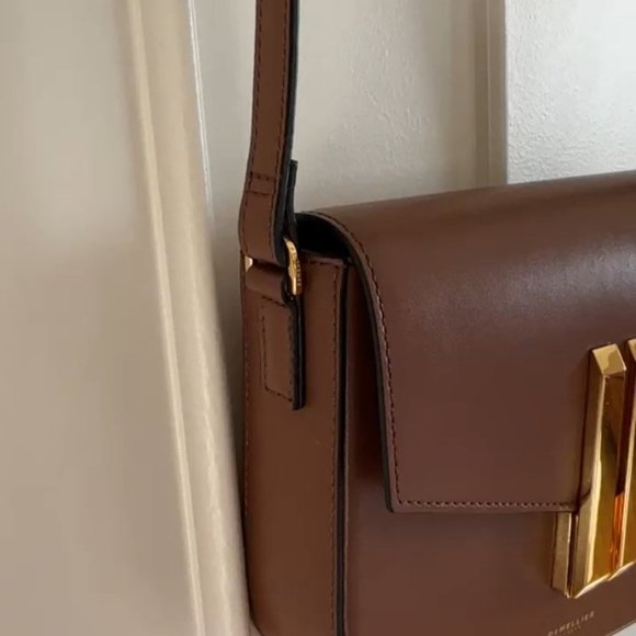 DeMellier The Small Vancouver, Tan Smooth [the "it" color right now], New - Picture 10 of 16